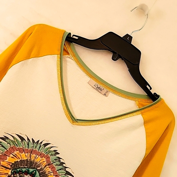 Delilah Indian Queen Scoop V-Neck Embellished Long Sleeve Tee Size XXL - Picture 7 of 11